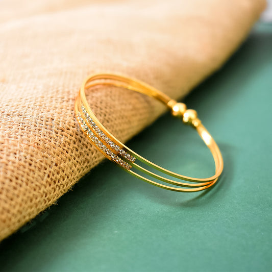 Elegant Women's Gold-Plated  Bracelet