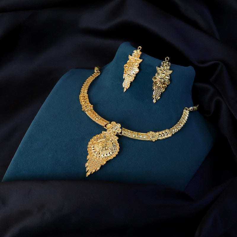 Classic Leaf Drop Choker Necklace Set – Elegant Traditional Jewellery for Festive Occasions