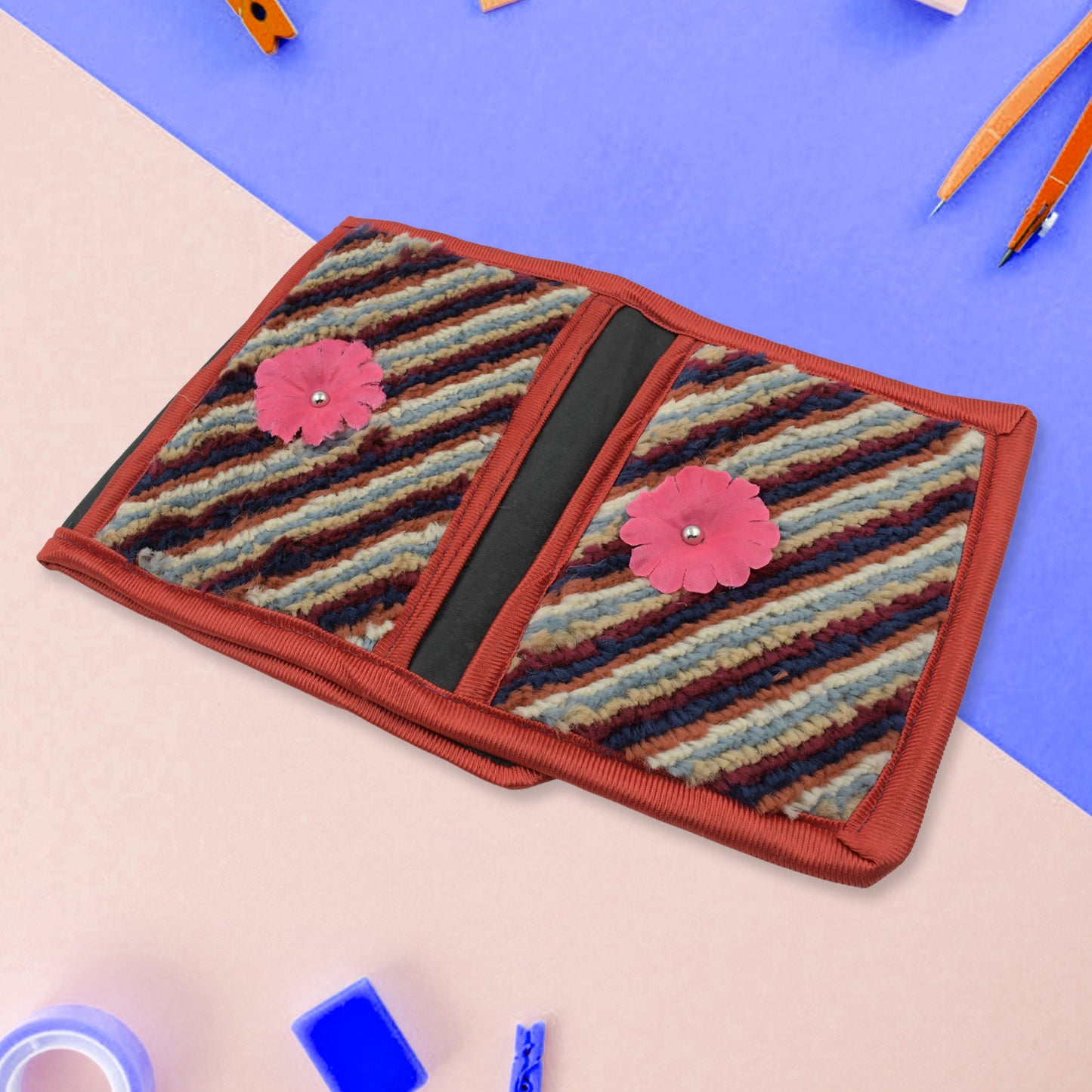 8867 ફોલ્ડેબલ હેંગિંગ ઓર્ગેનાઈઝર 3 કમ્પાર્ટમેન્ટ, પોકેટ ઓર્ગેનાઈઝર, ડોક્યુમેન્ટ હોલ્ડર વોલ હેંગિંગ લેટર હોલ્ડર 3 પોકેટ્સ સાથે | મેગેઝિન/પેપર હોલ્ડર, ફોલ્ડેબલ હેંગિંગ ઓર્ગેનાઈઝર