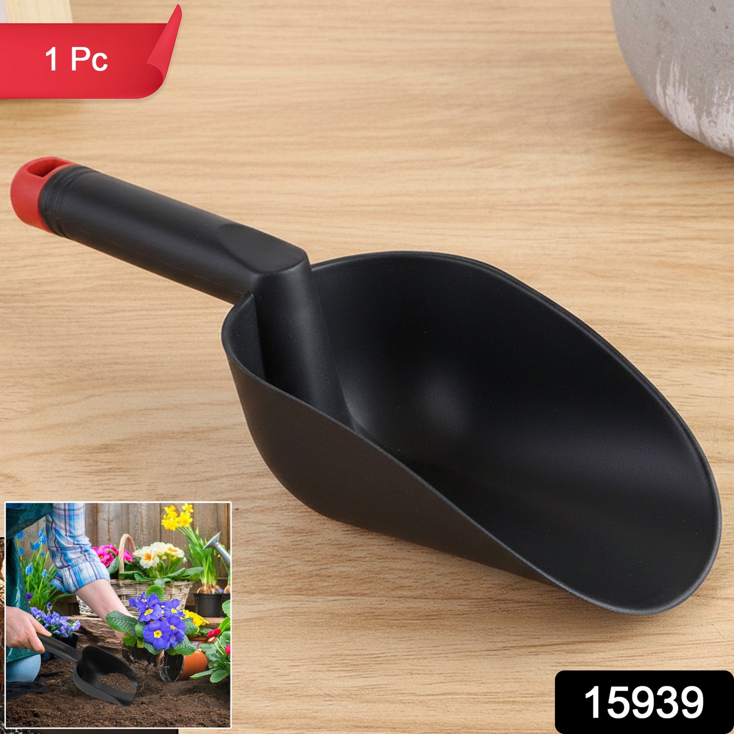Durable gardening hand spade
