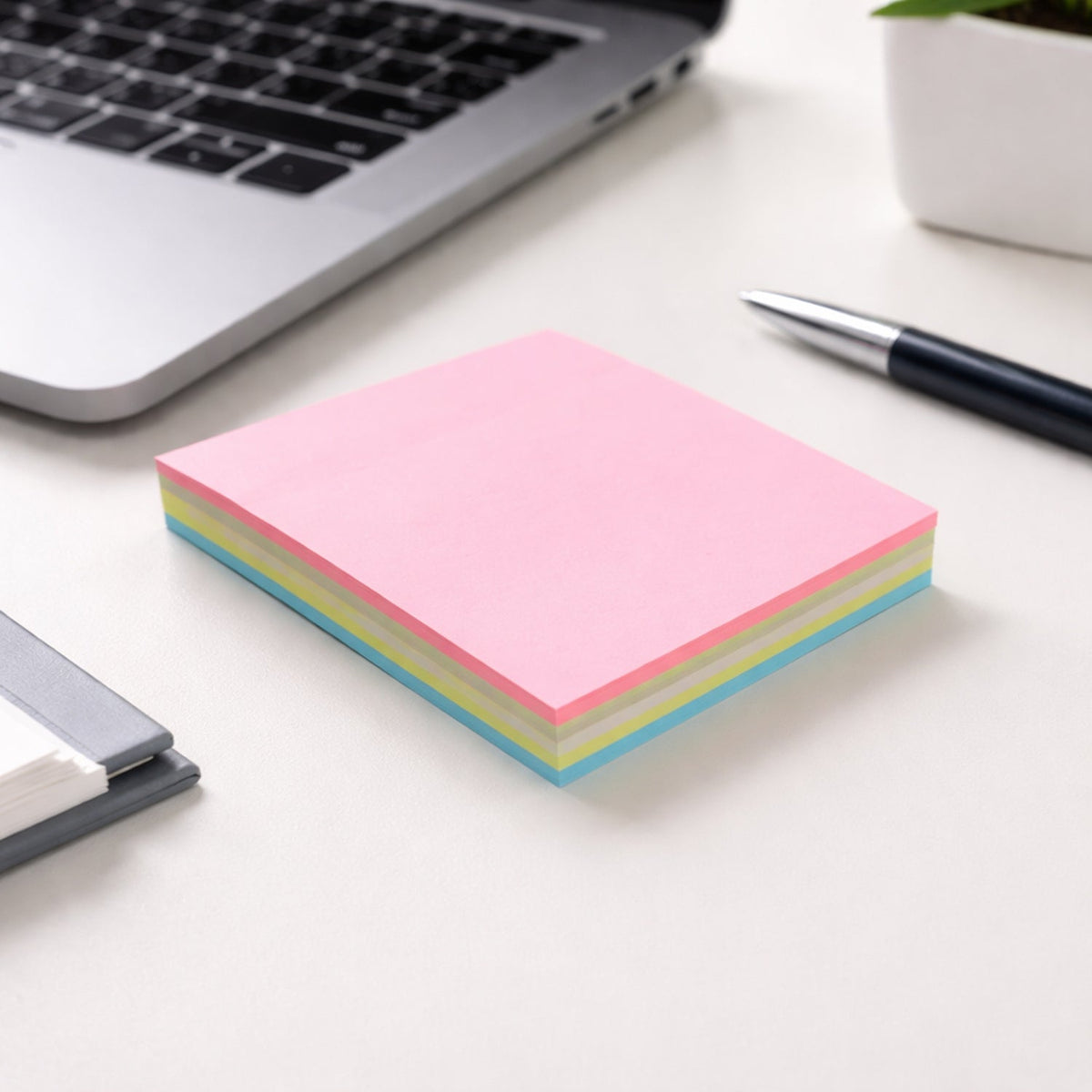 USB Flexible LED Desk Light & Multicolour Sticky Notes Combo