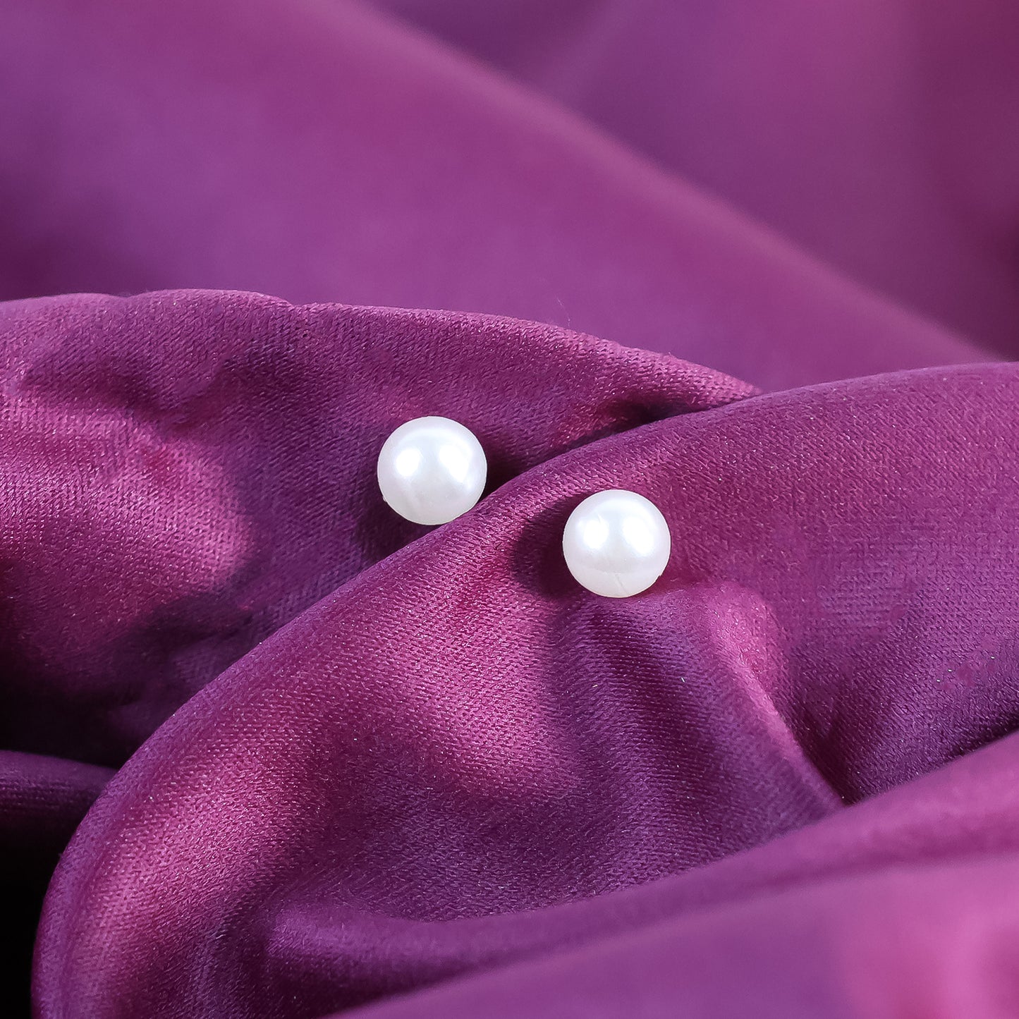 Pearl Stud Earrings Combo Of (1 Card / 12 Pairs)