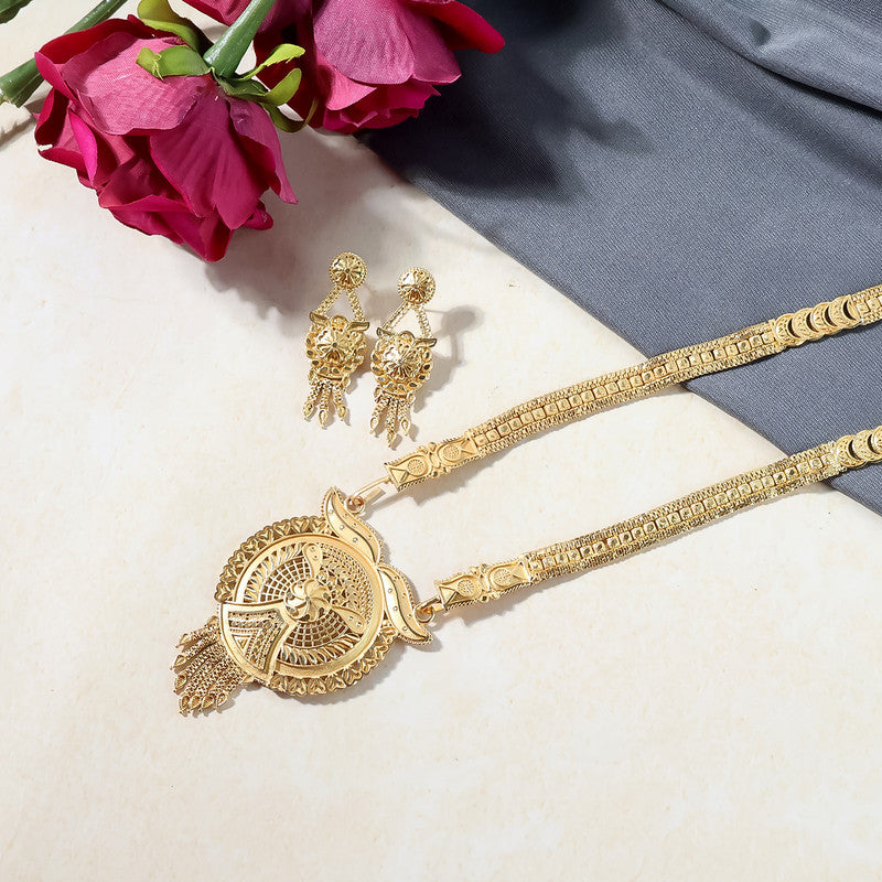 Gold-Tone Designer Necklace Set with Intricate Circular Pendant & Matching Statement Earrings