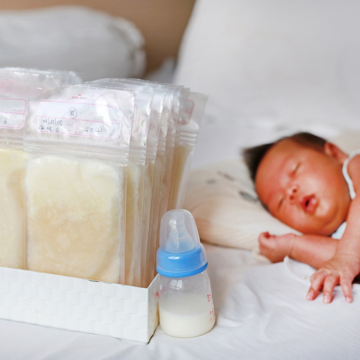 Multiple FERVENT Breastmilk Storage Bags neatly arranged for display.