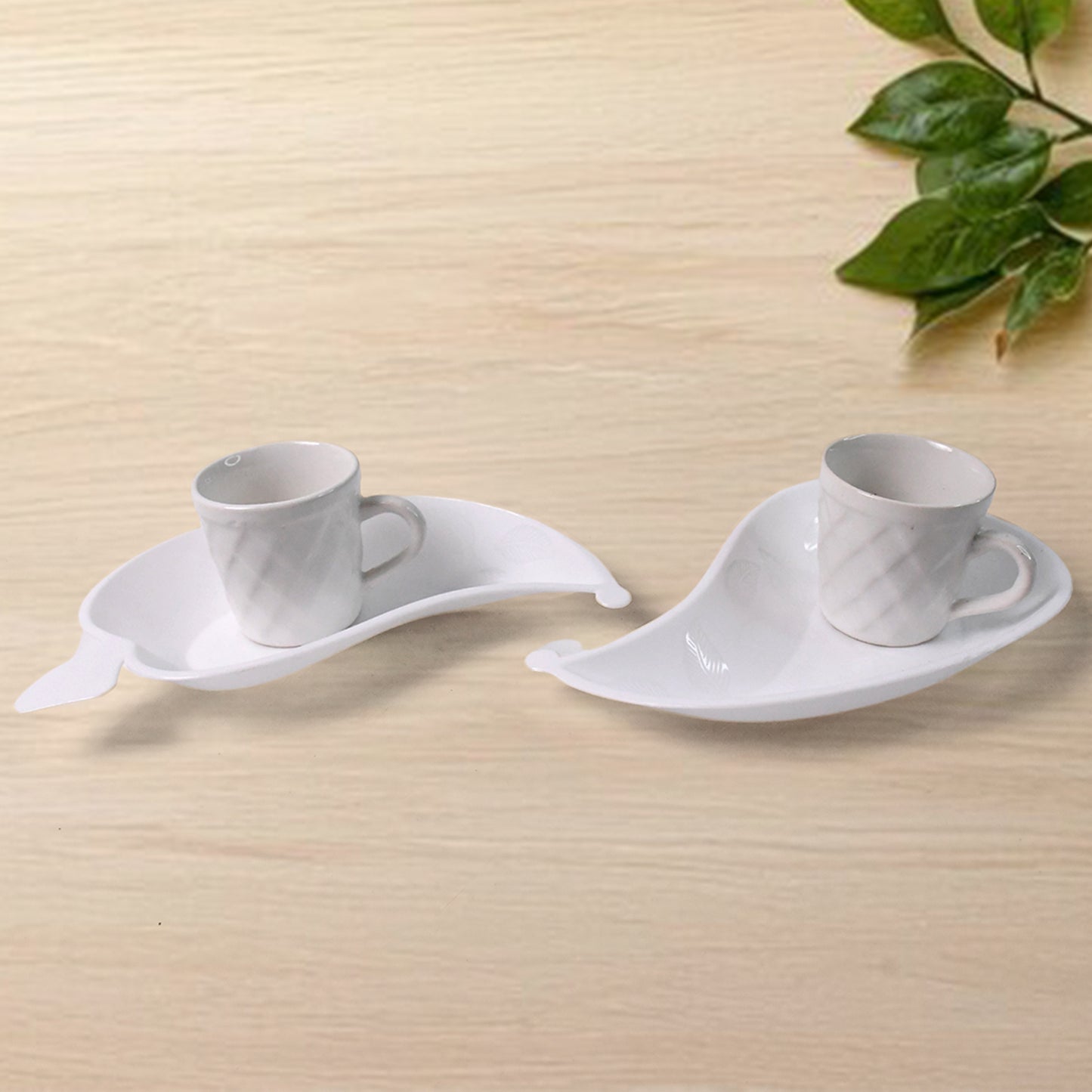 Unibic Ceramic Tea Cups With Plastic Leaf Shape tray / Platter (6 Pcs Set)