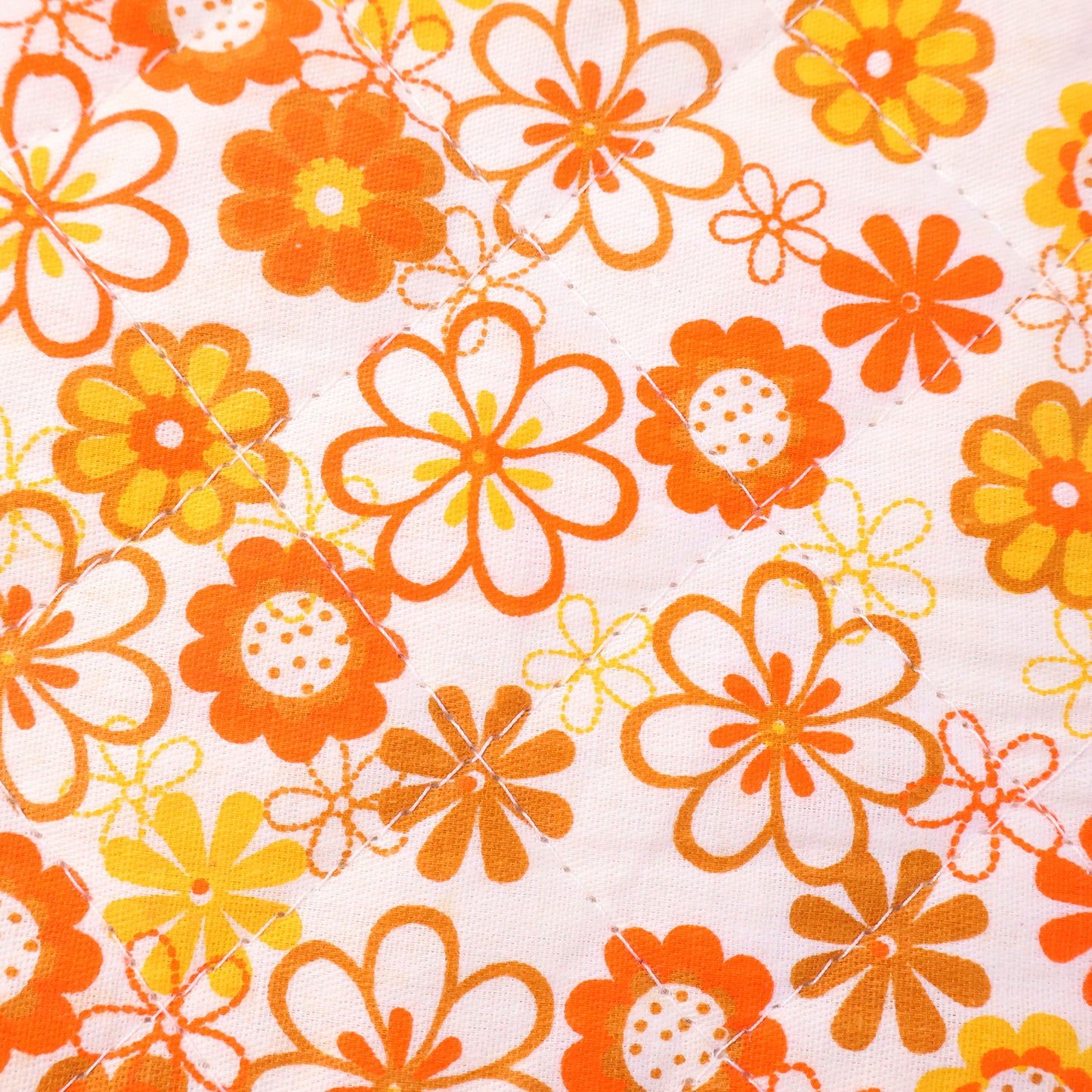 Kitchen oven mitt pad with soft quilted protection