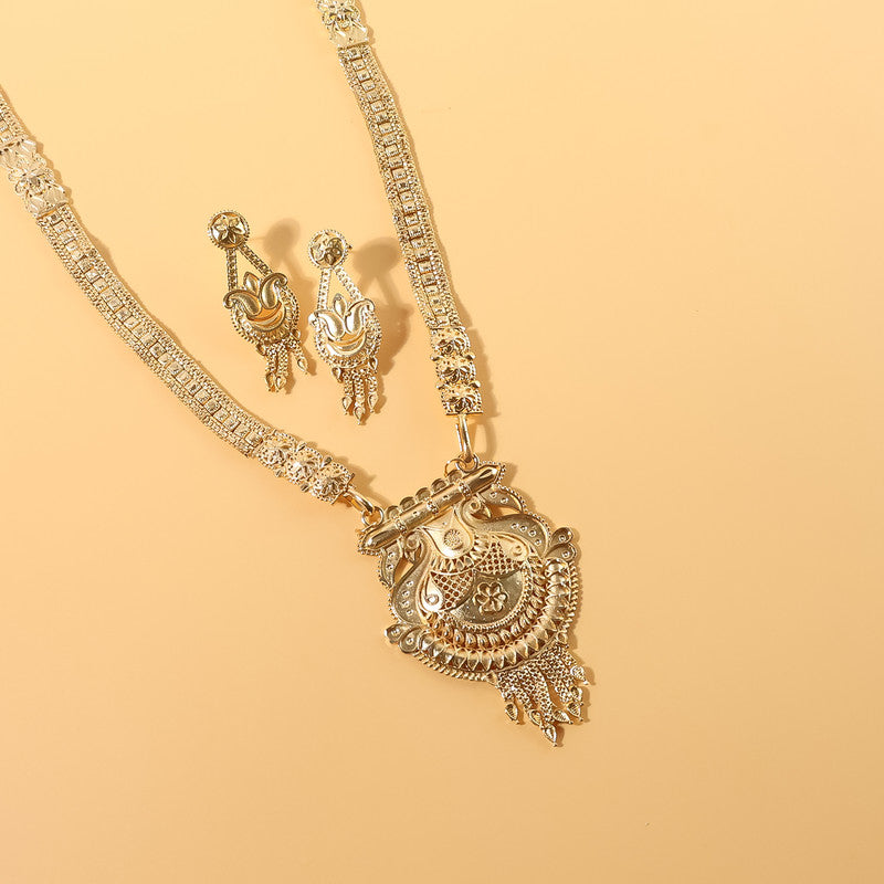 Gold-Tone Traditional Necklace Set with Ornate Pendant & Coordinated Drop Earrings