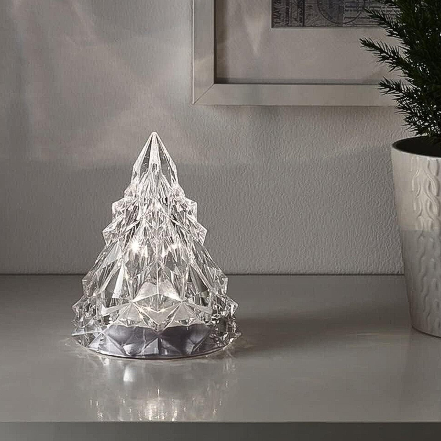 Iceberg Pyramid Candle Light