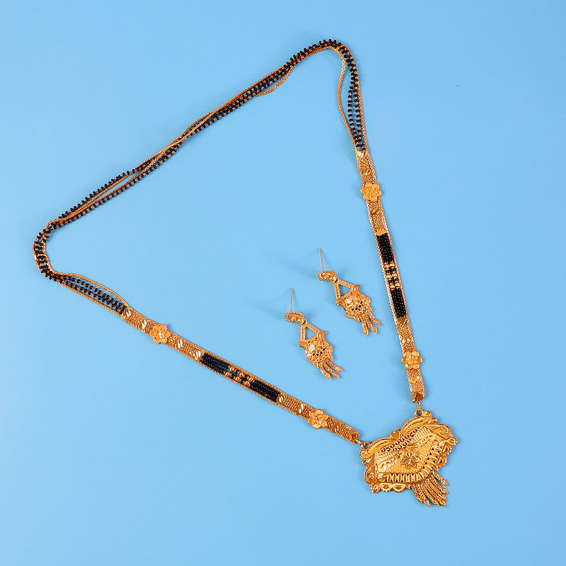 Elegant Gold-Plated Mangalsutra Necklace Set with Traditional Intricate Detailing