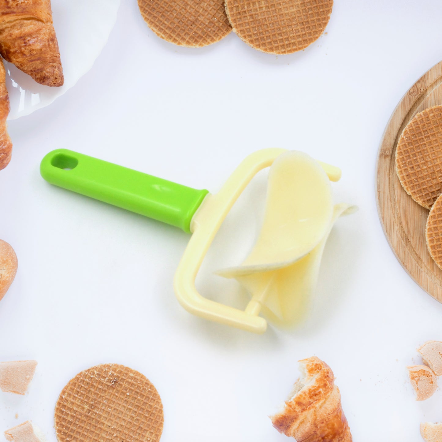 plastic dough pressing roller