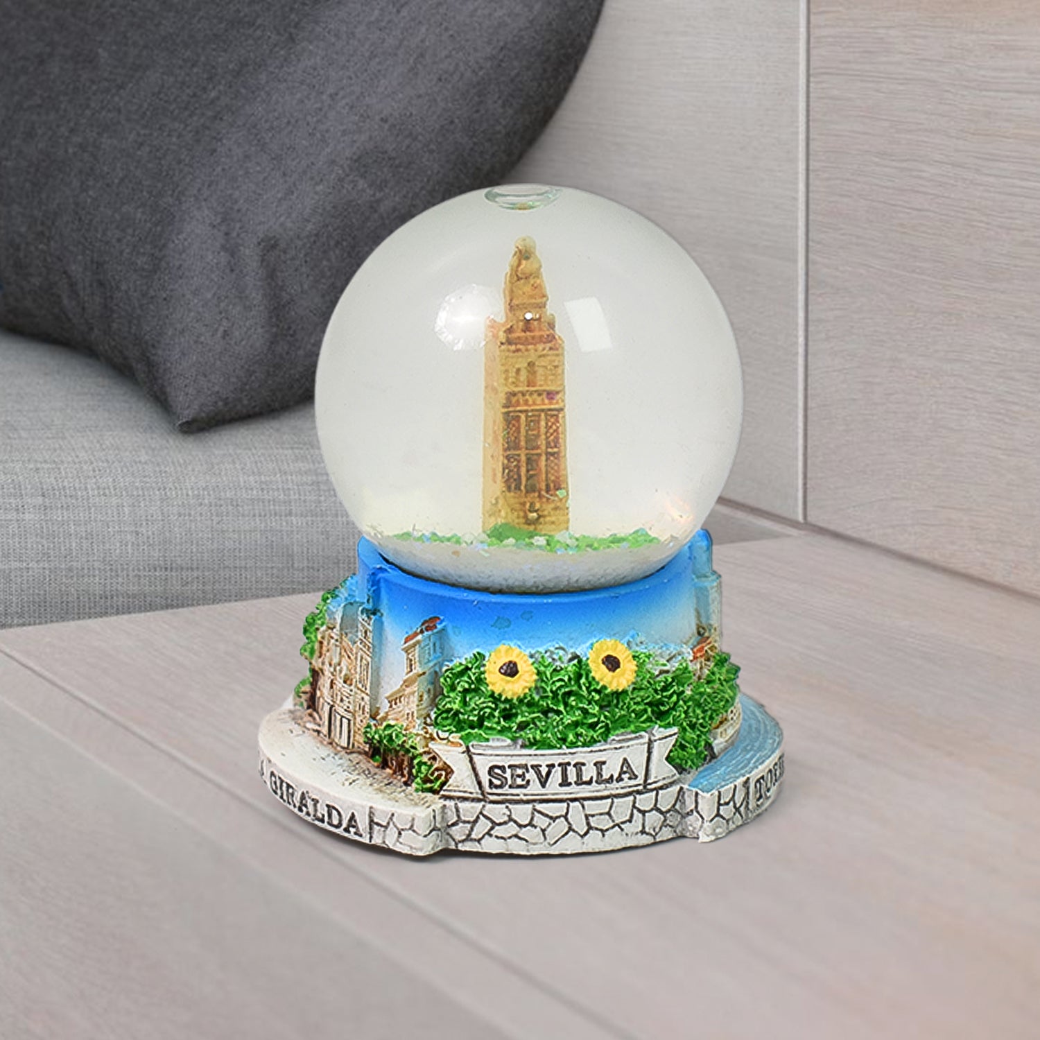Snow Globes Souvenirs