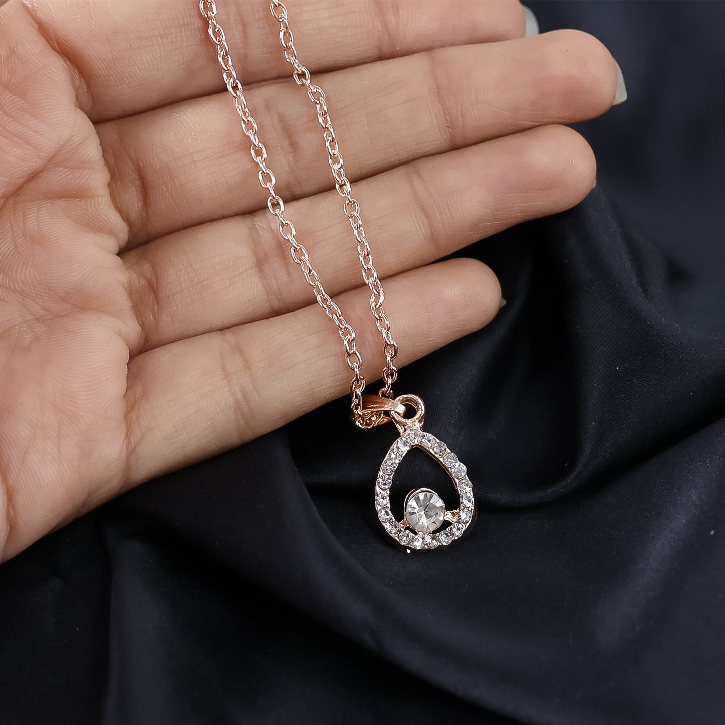 Teardrop Pendant Necklace Jwellery For Women And Girls (1Pc)