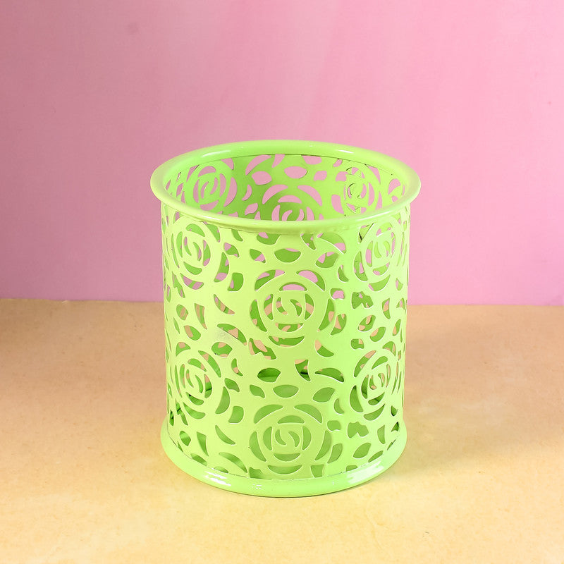 Khyati Roseira Metal Pen Stand – Elegant Floral Cutwork Desk Organizer for Office & Study