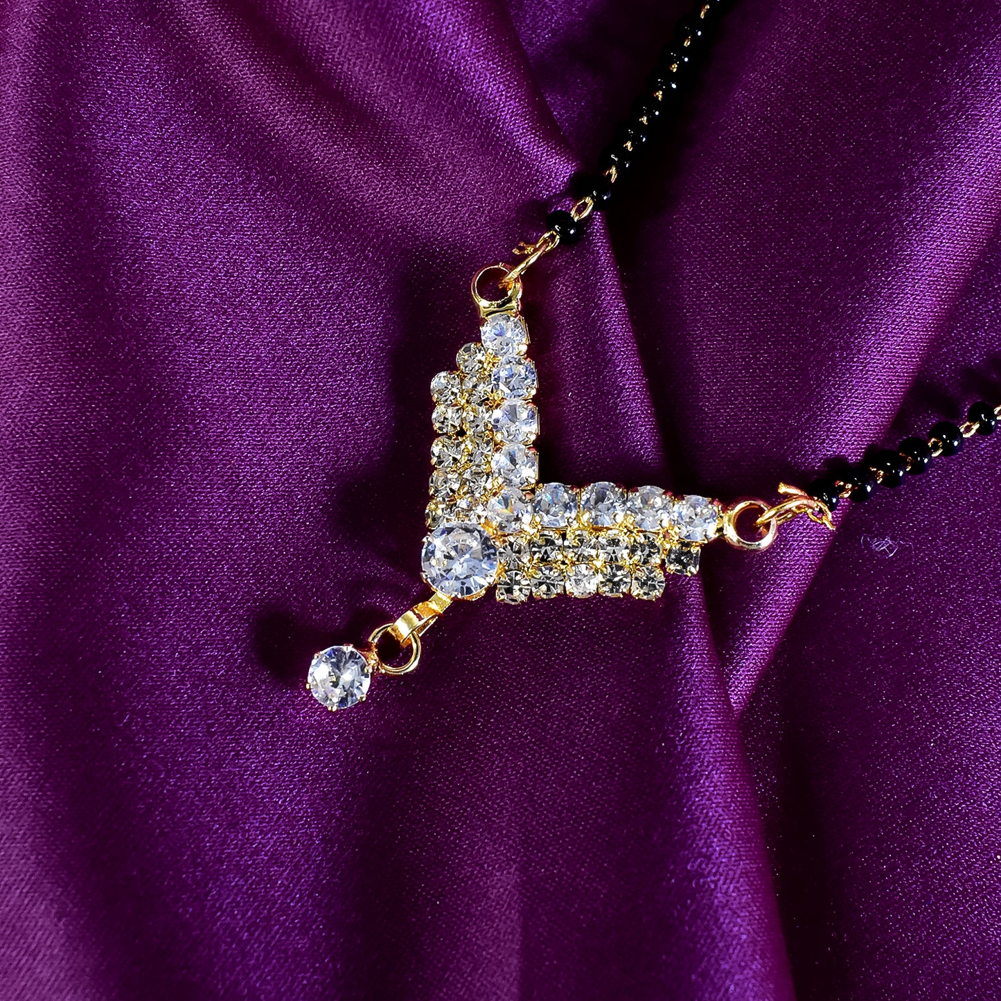 Short Gold-Plated Mangalsutra Necklace – Single Line Diamond & Black Bead Chain for Women