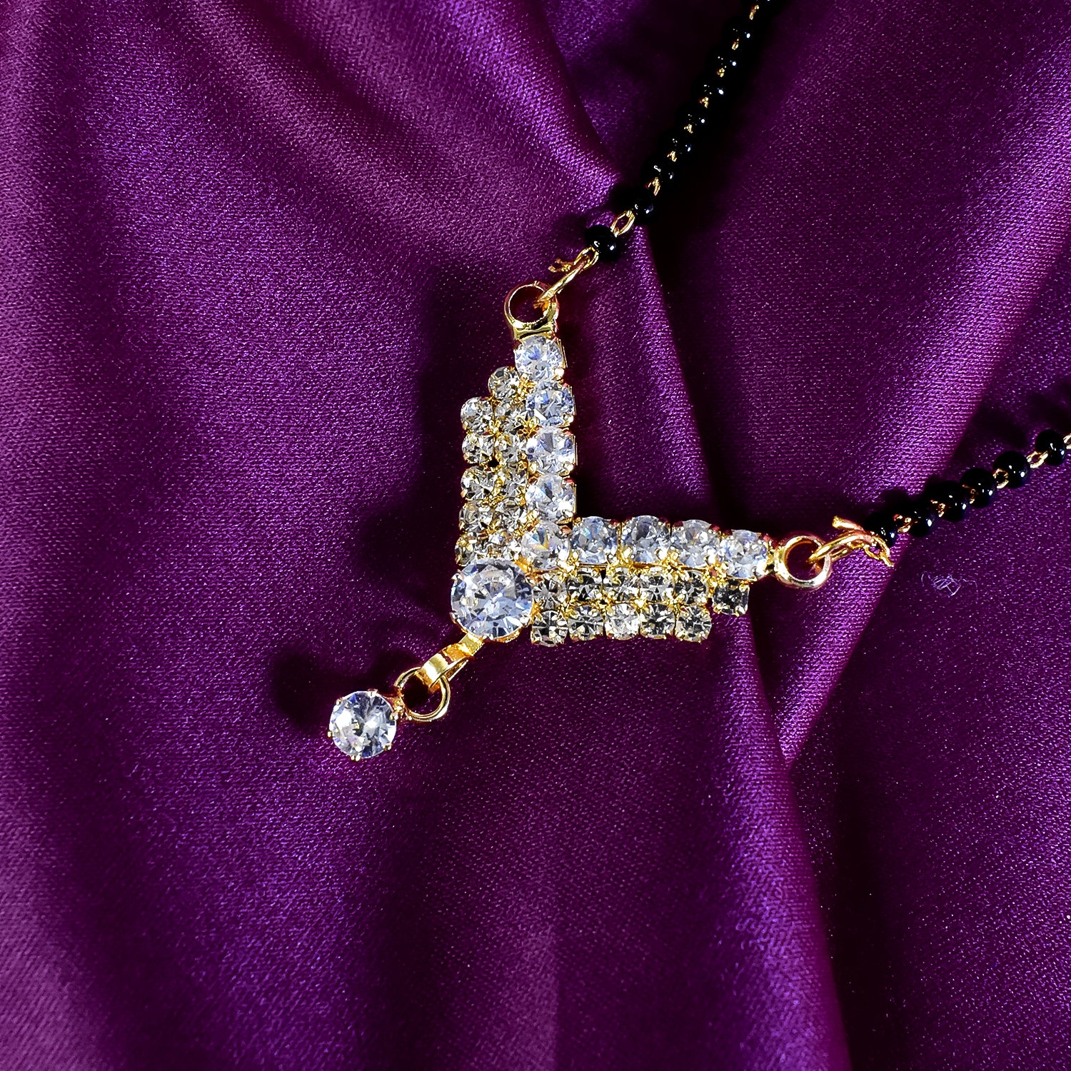 Short Gold-Plated Mangalsutra Necklace – Single Line Diamond & Black Bead Chain for Women