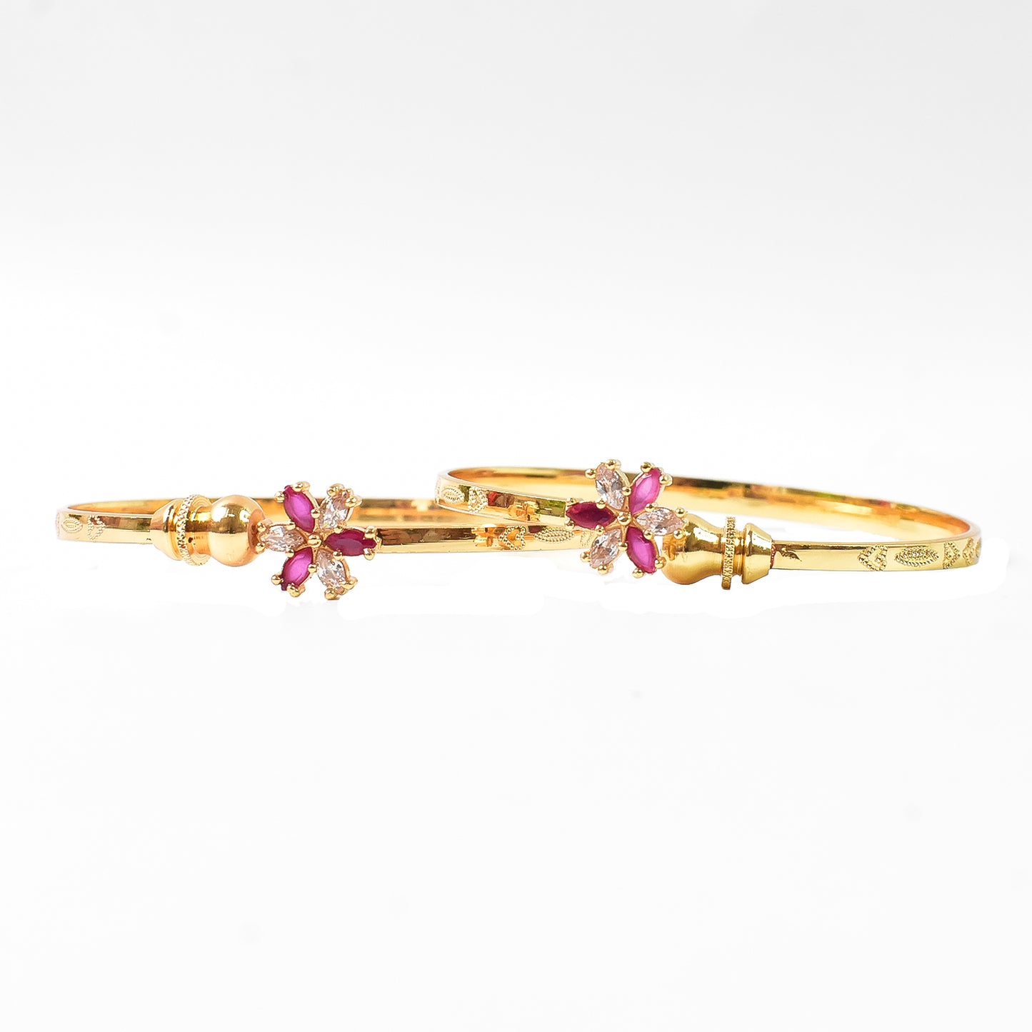 Classic Golden Bangles (1 Pair)