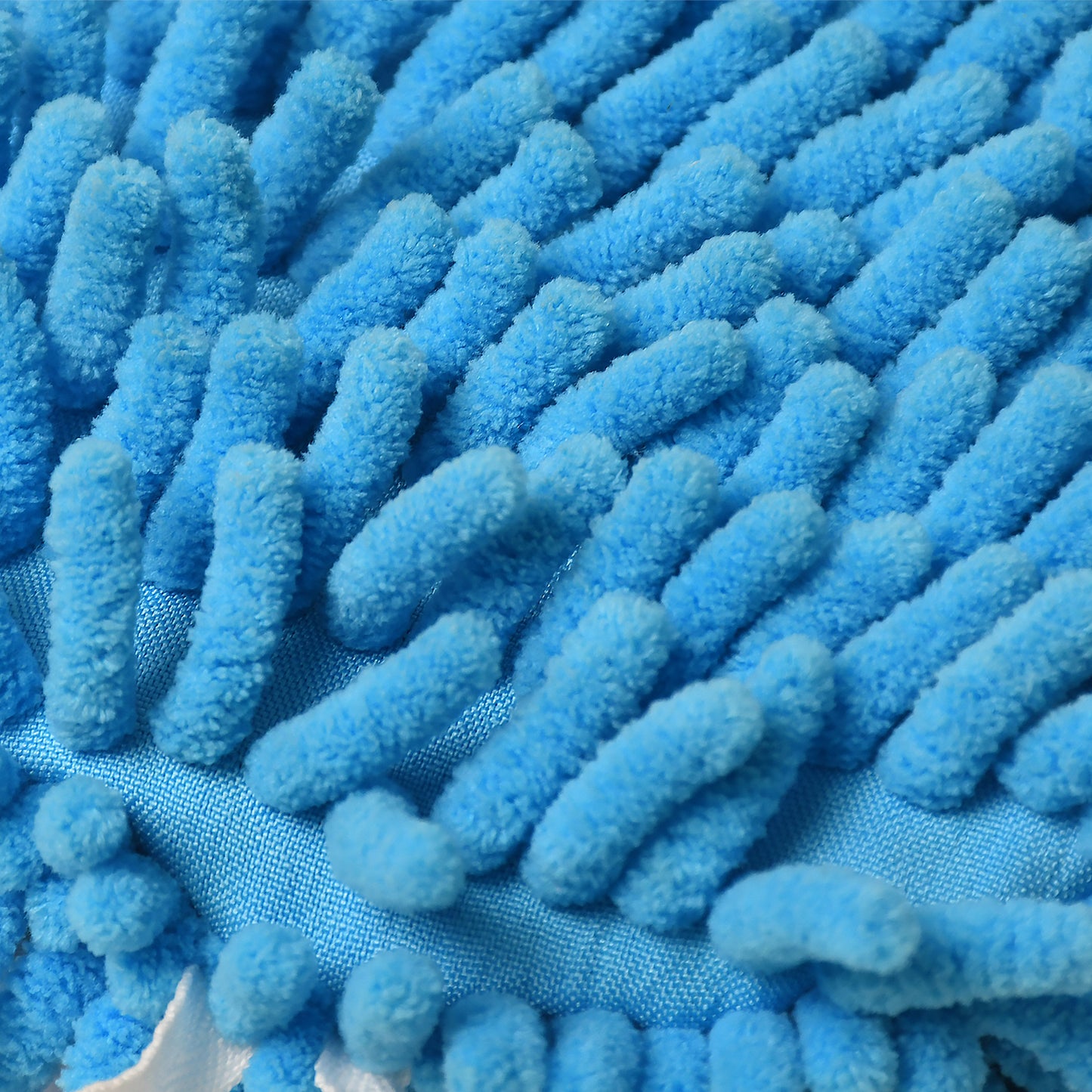 Absorbent chenille microfiber hand towel detail