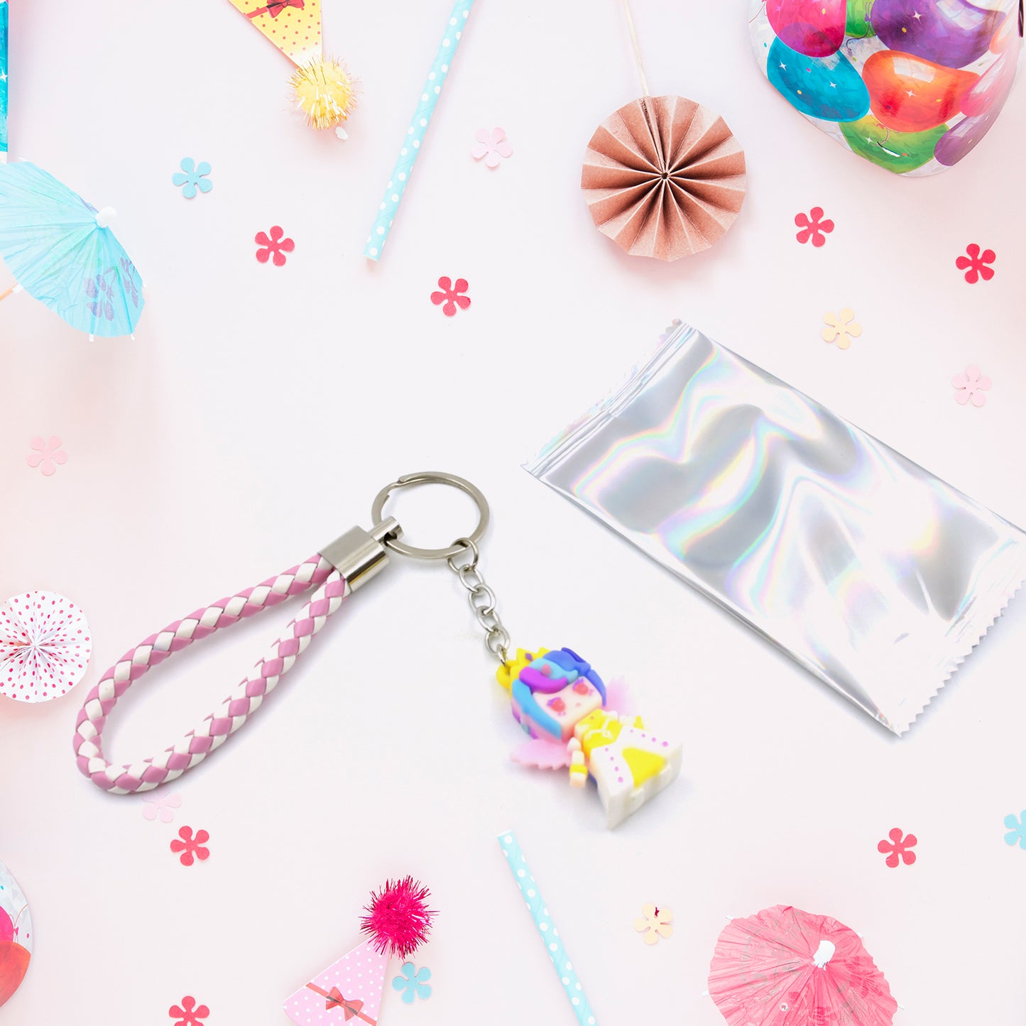 Cute Keychain With Card Gift - Keychain Accessories Key Chain Backpack Charms Car Keys Keychain for Kids Girls, Unicorn Toy and Charm Key- Chain for Bag / Door Key- Ring / car Key- Ring / Party Favor (Mix Color & Design 1 Pc )