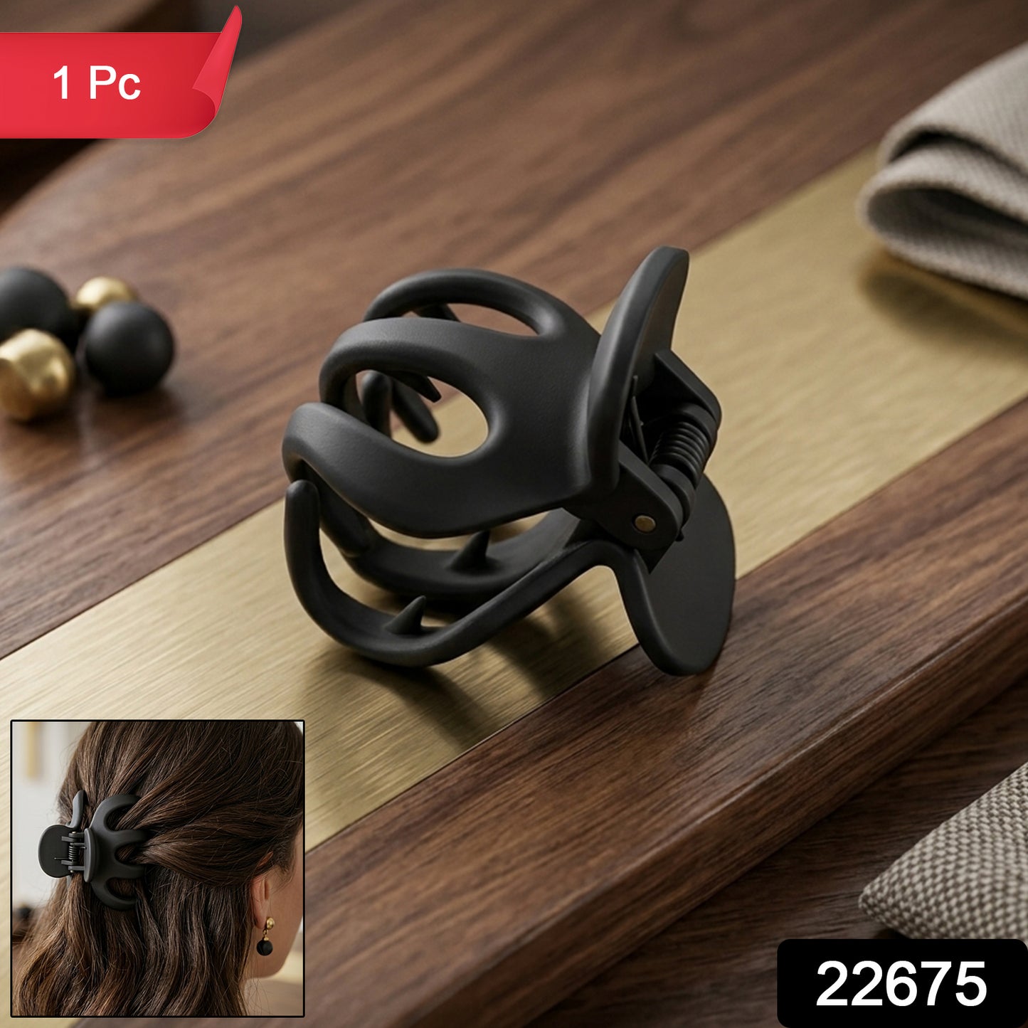 Set of matte hair claw clips
