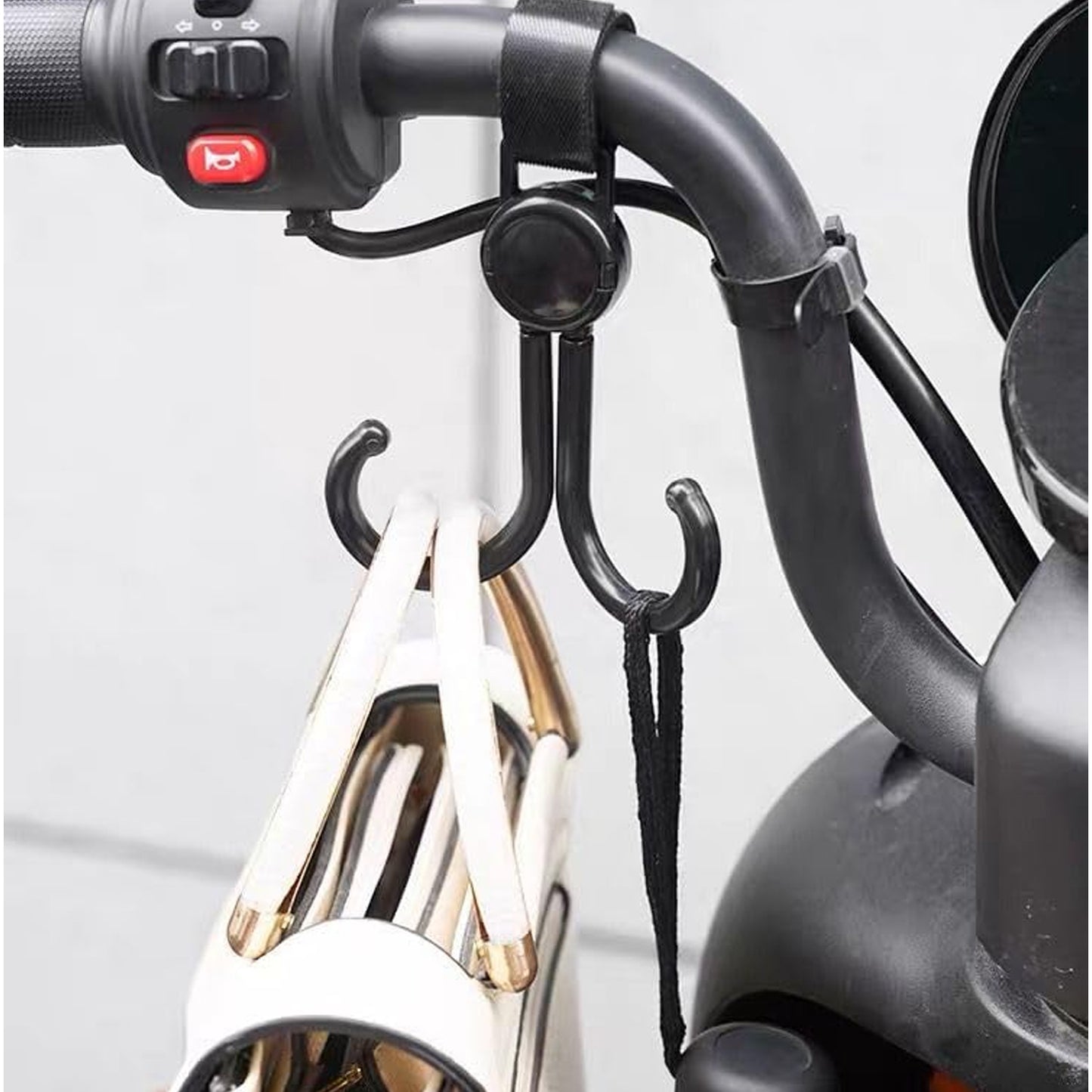 360° Rotating Multi-Purpose Baby Carriage Hook – For Strollers, Cars & More (1 Pc)
