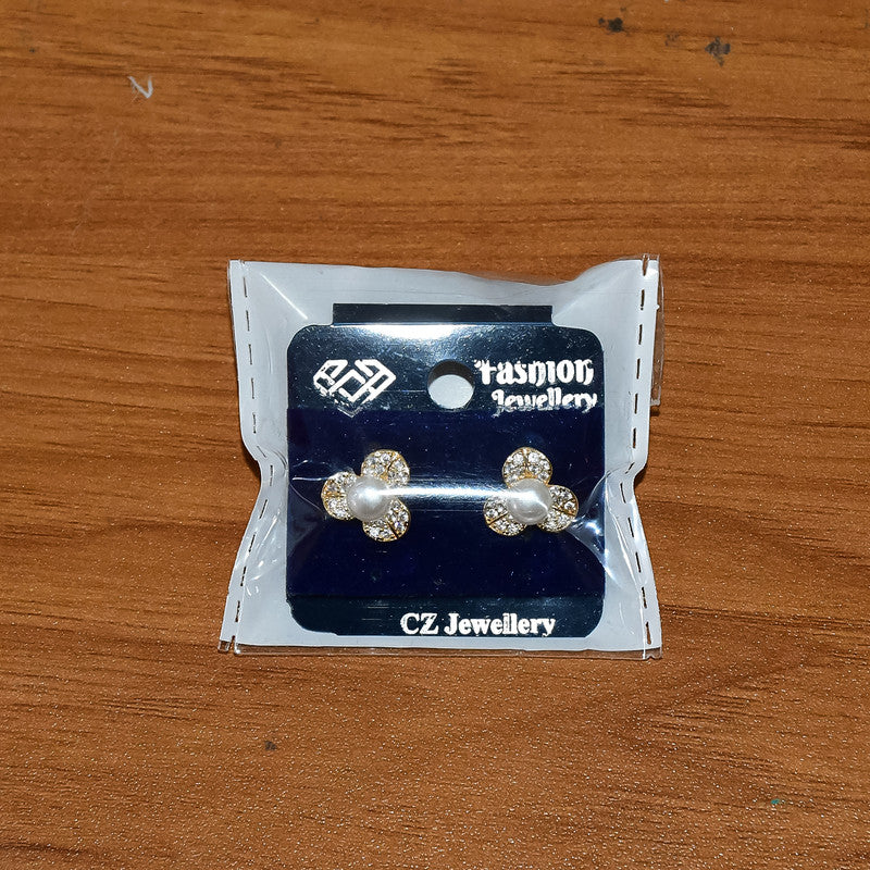 Pearl Center Clover Design Stud Earrings with Gold Finish for Women