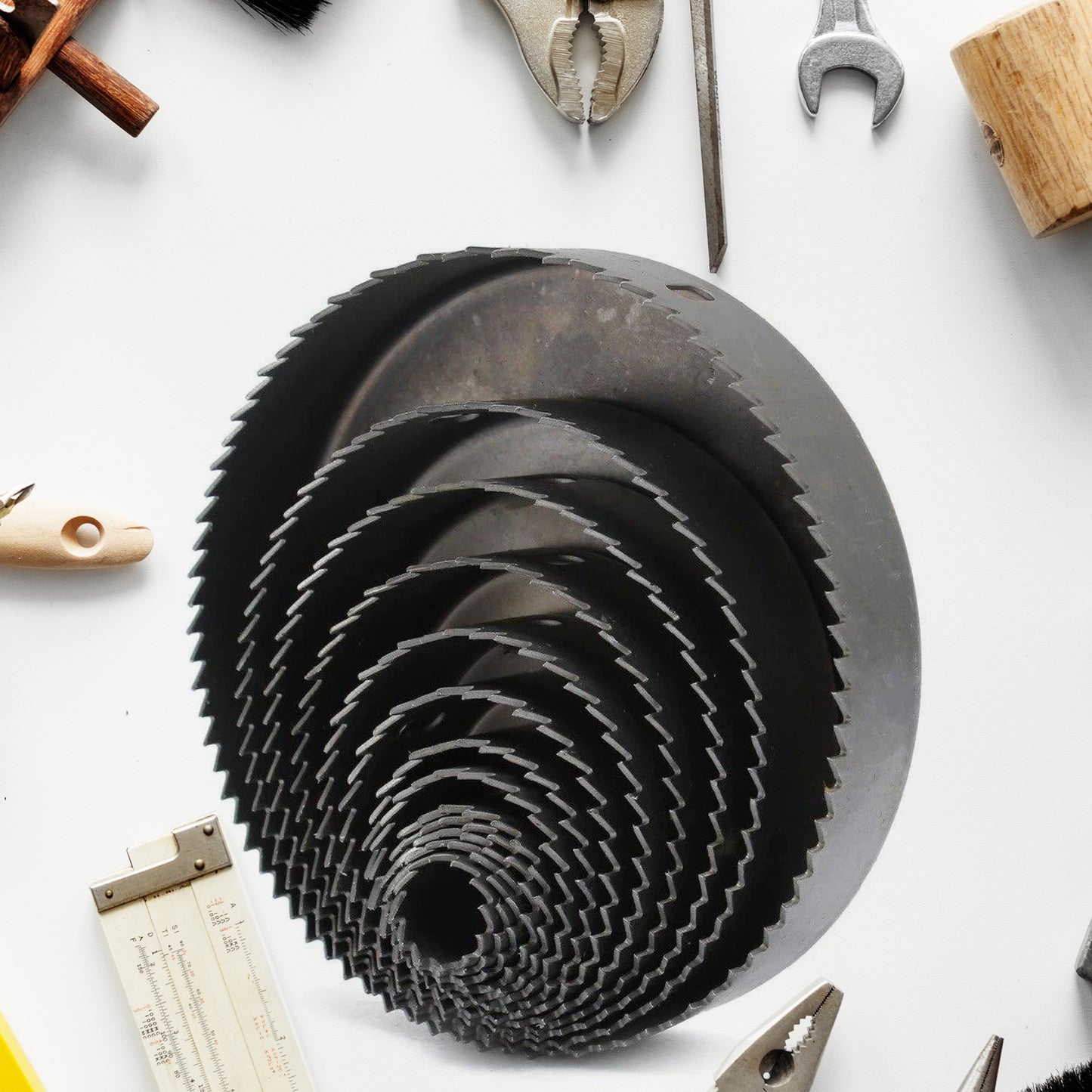 7576 ડ્રિલ હોલ કટર, પીસીવી કાપવા માટે કાર્બન સ્ટીલ ઉચ્ચ ચોકસાઈવાળા છિદ્રો કાપવા માટે પ્લાસ્ટિક કાપવા માટે લાકડાના છિદ્ર સો કીટ (18 પીસી સેટ)