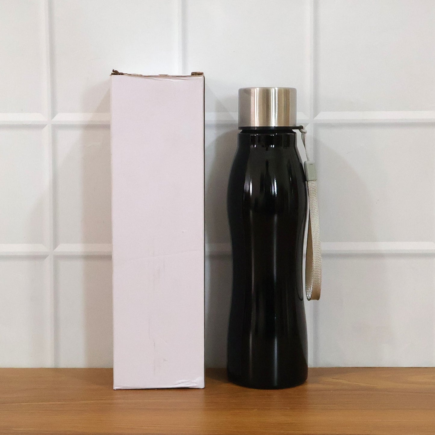 Stainless steel water bottle used during outdoor travel