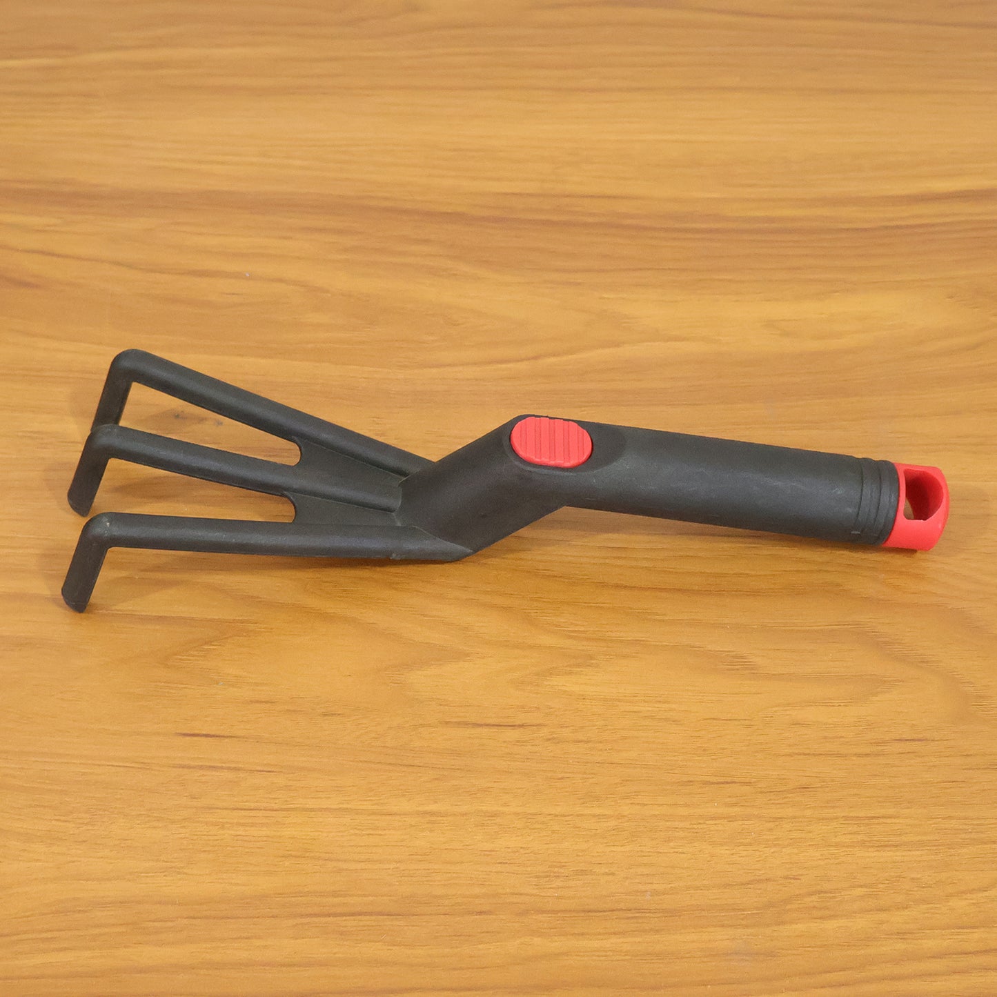 Hand Garden Cultivator Rake Plastic Tool – 27 Cm