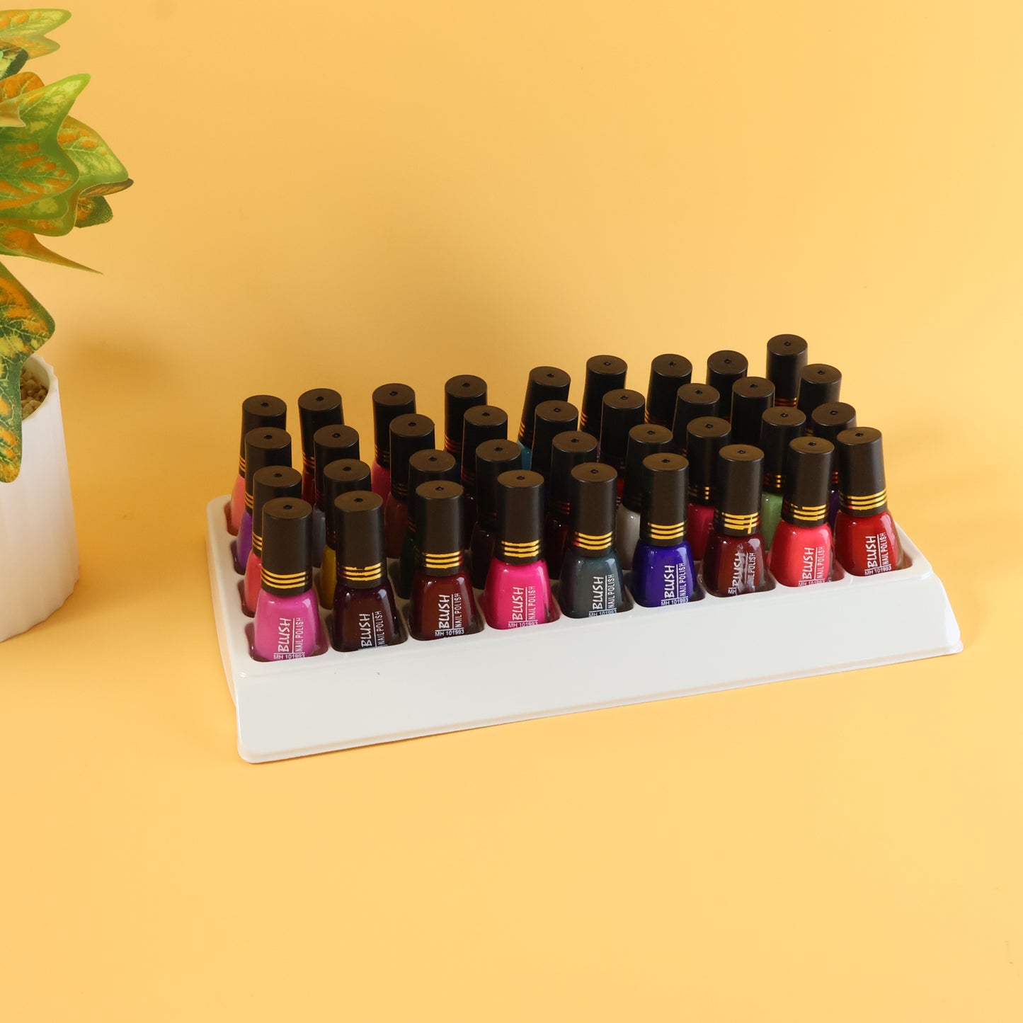 Blush Matt Mini Nail Polish (Mix Color / 6 ML / 1 Pc)