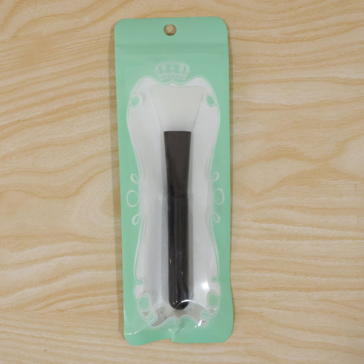 Silicone Face Mask Brush with Flexible Head for Even Skincare Application (1 Pc)