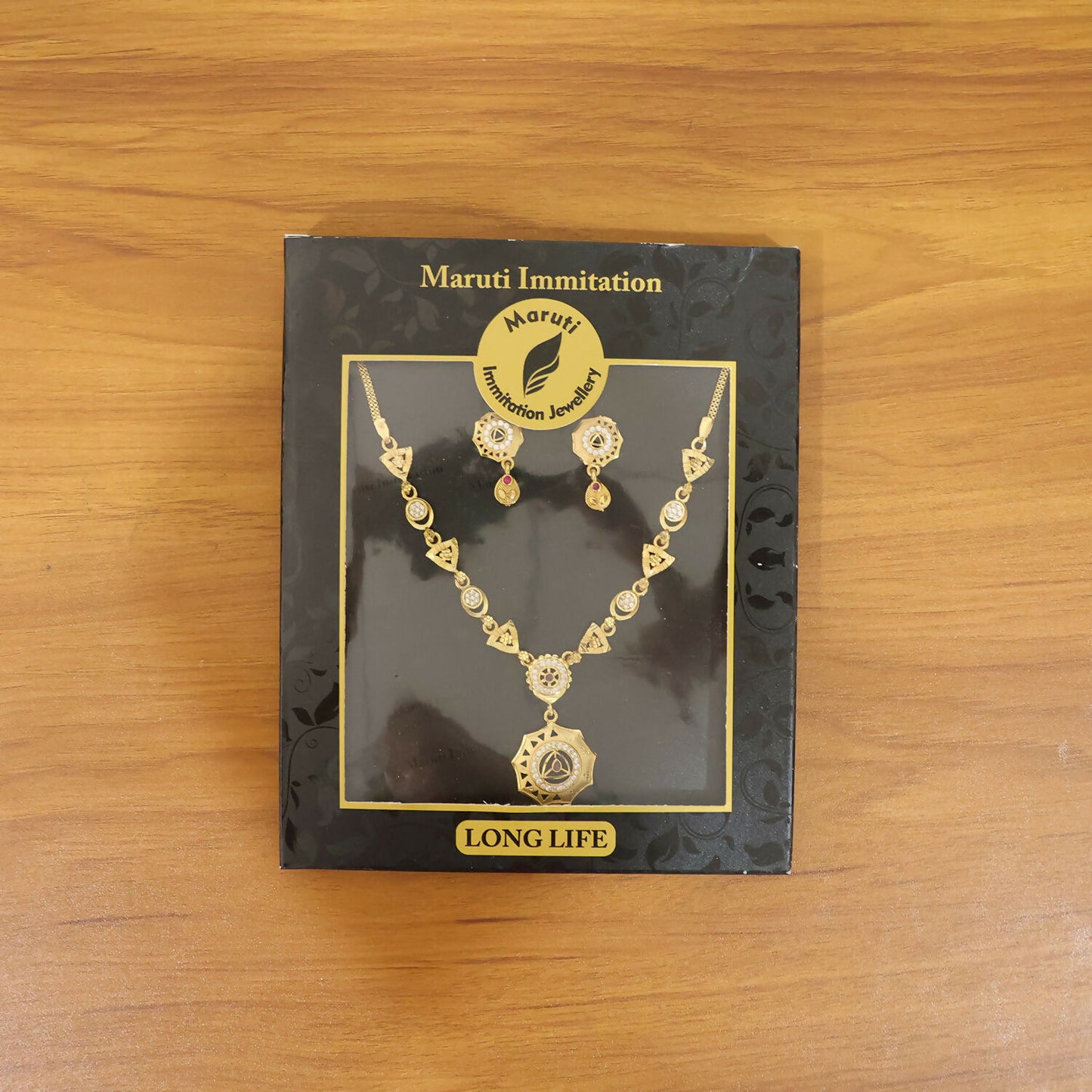 Stunning Necklace Set for Every Occasion with Beautiful Statement Design