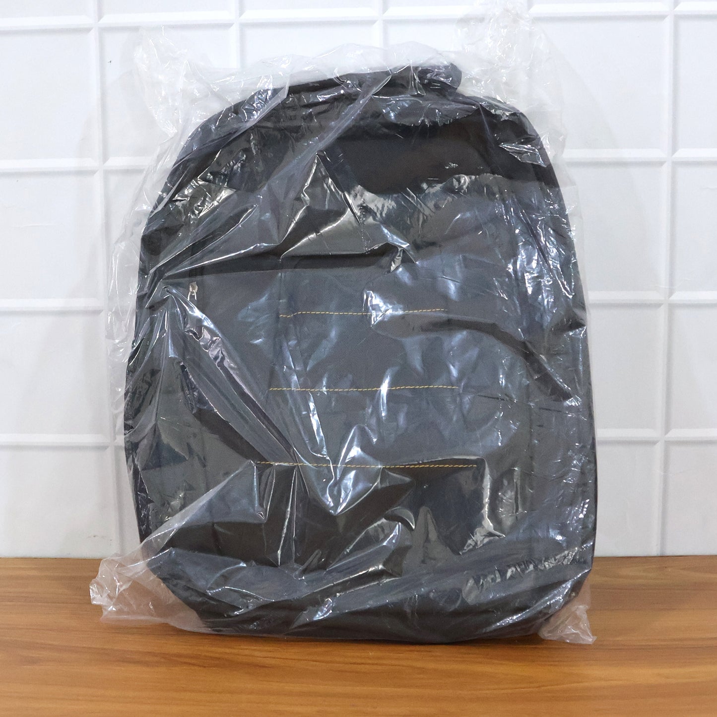 लैपटॉप बैग एडजस्टेबल शोल्डर स्ट्रैप और स्टोरेज पॉकेट के साथ, हल्का, जल प्रतिरोधी, यात्रा के अनुकूल बैग