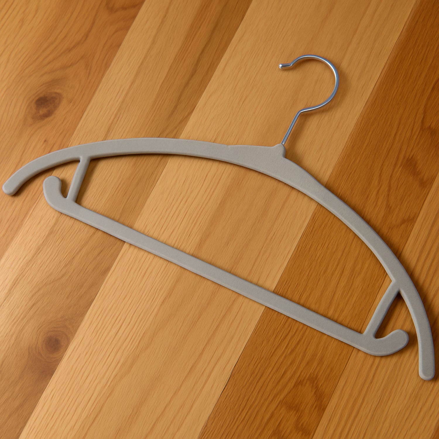 Velvet Non-Slip Clothes Hanger (1 Pc)