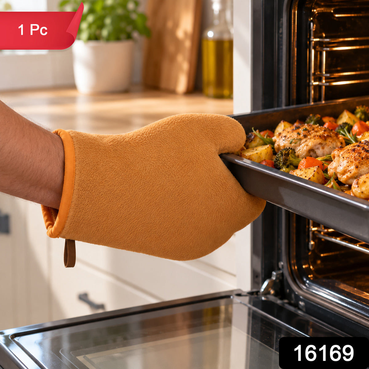 Reusable kitchen oven mitt with hanging loop 2
