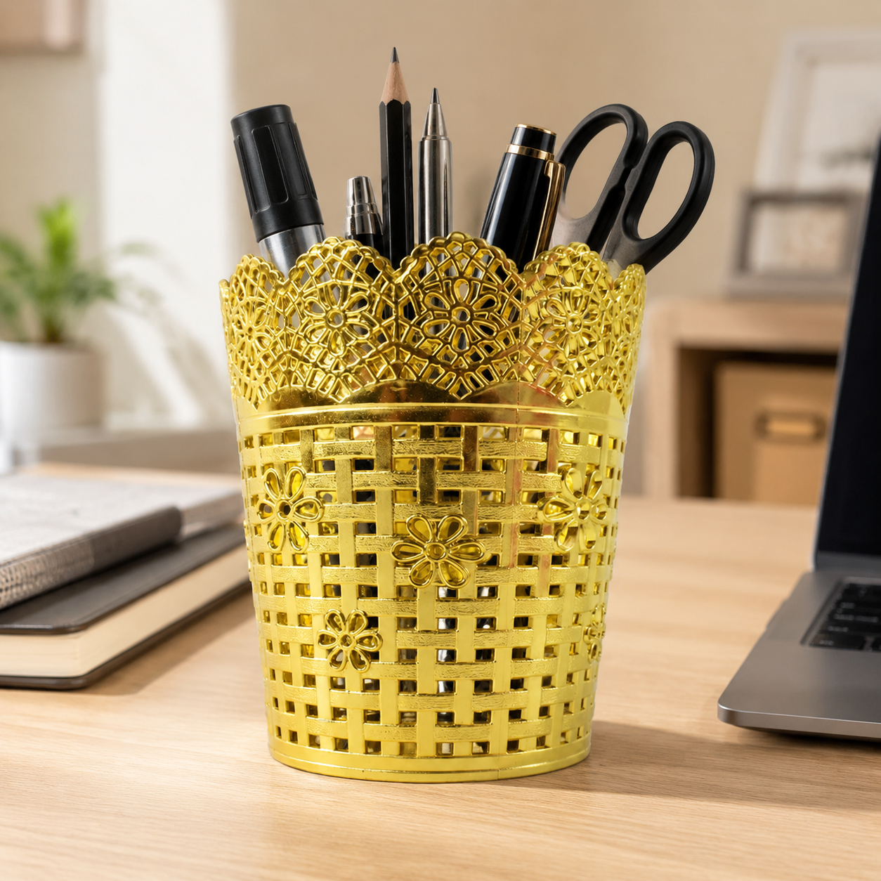 Metal Mesh Pen Holder – Durable Office Desk Organizer Stand