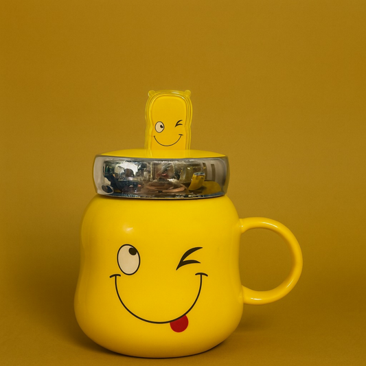 Cute Smiley Heart-Eyes Ceramic Mug with Lid & Handle | Adorable Yellow Coffee & Tea Cup for Home, Office & Gifting | Premium Glossy Finish Emoji Style Mug for Hot Beverages, Milk, Tea, Coffee & Cocoa