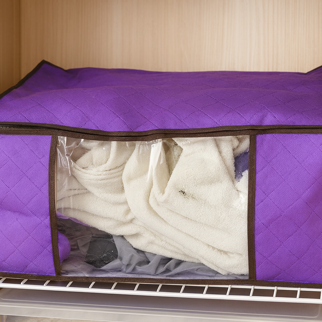 Clothing storage bag zipper, non-woven storage bag storing the clothes and sarees