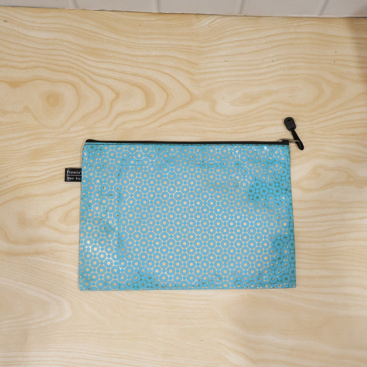 Easy-to-clean, durable pencil pouch for kids' stationery