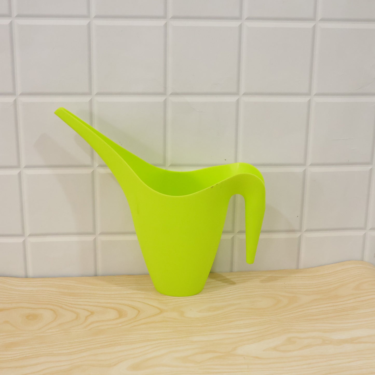 Garden watering pot live photo