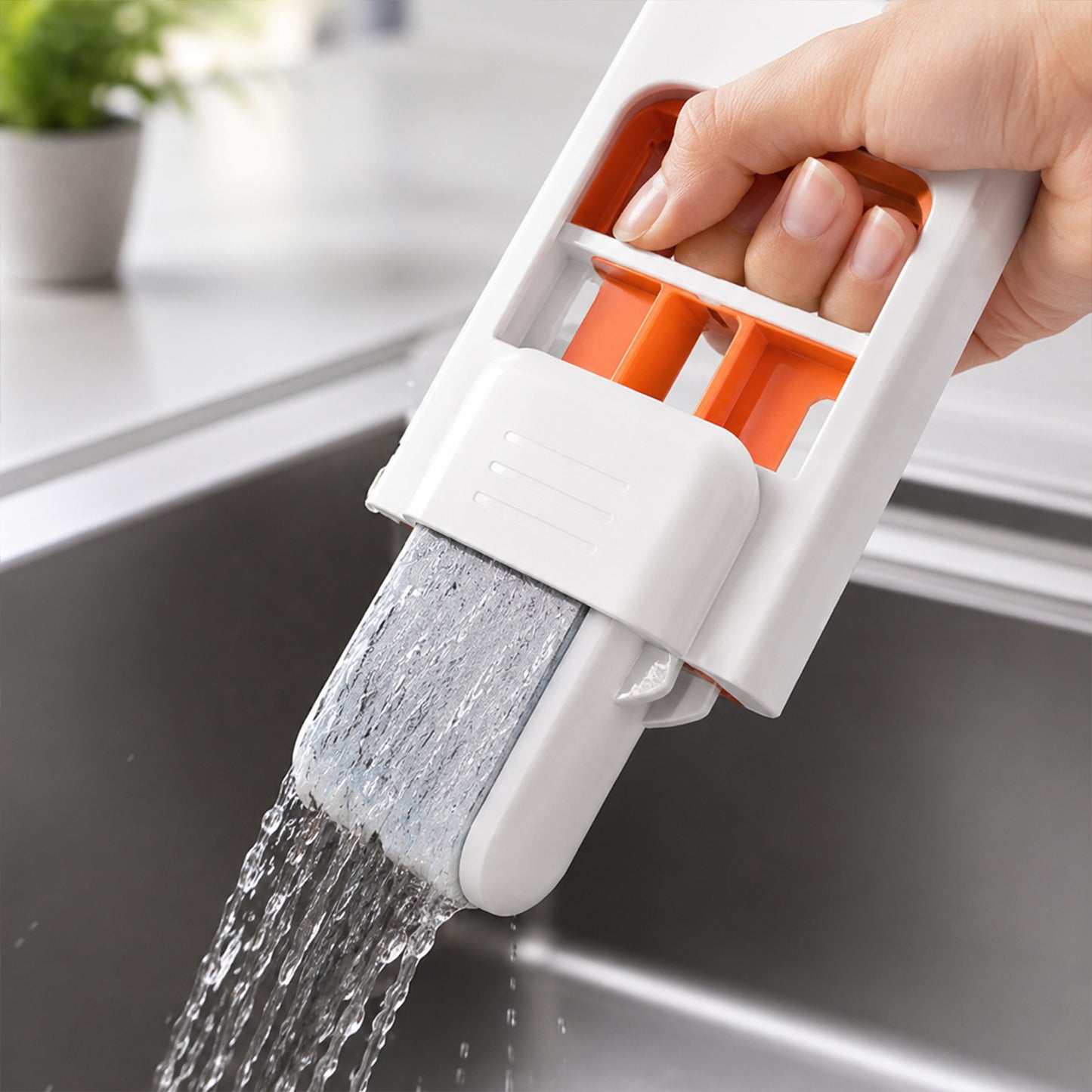 Self squeeze mini mop draining water