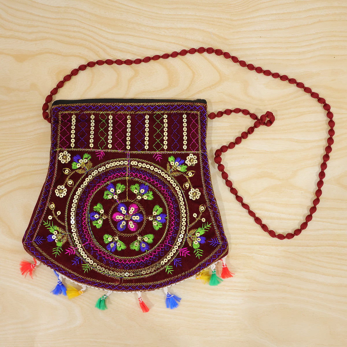 Traditional purse carrying use