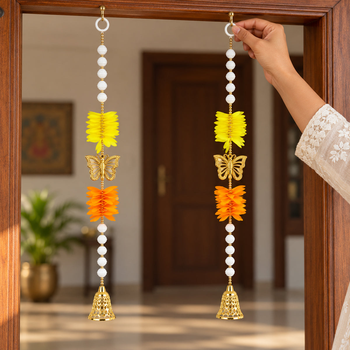 25662 decorative hanging set of two 02