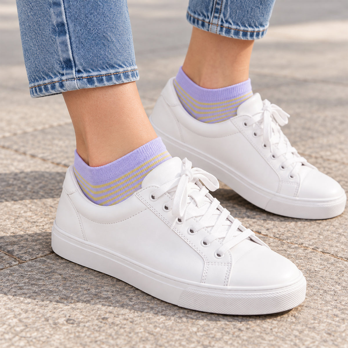 Soft stretchable striped ankle socks view 03