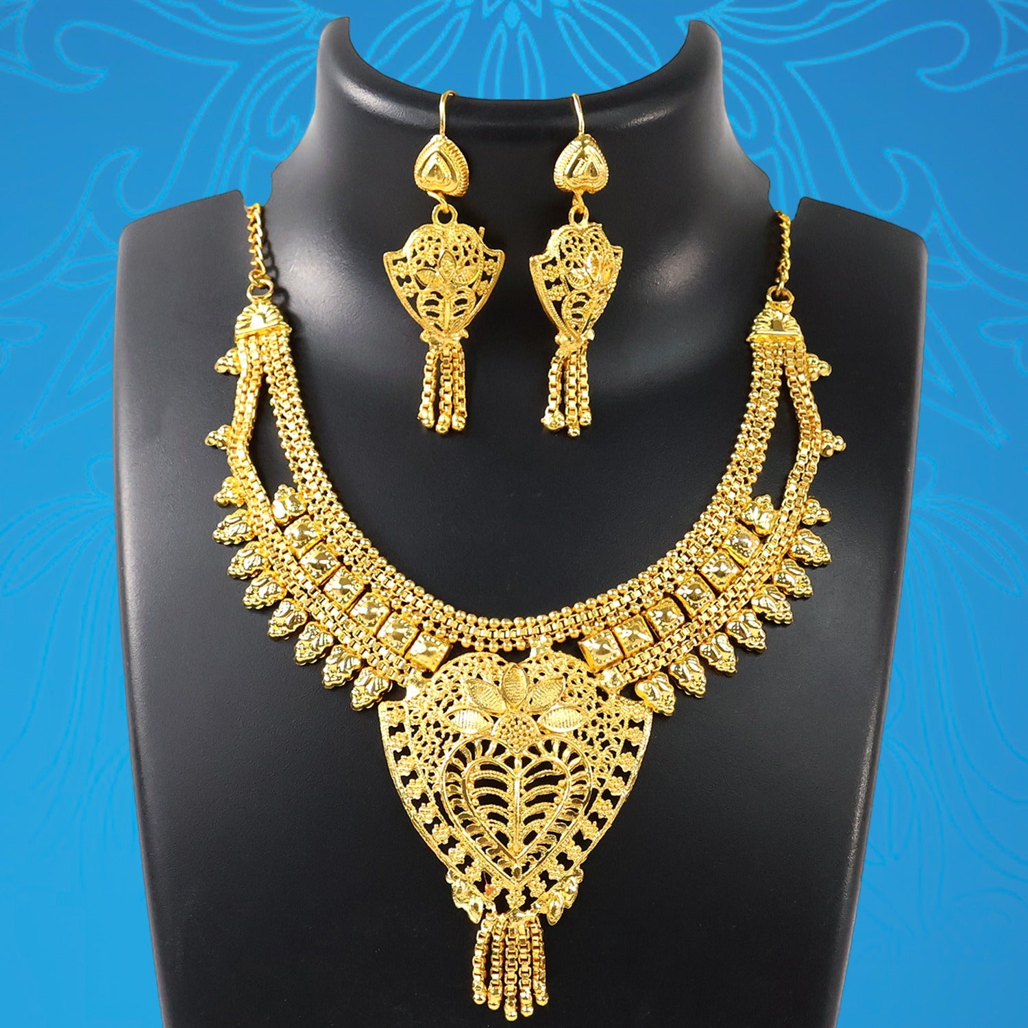 Necklace With Pair of Earrings Set for (2Pc)