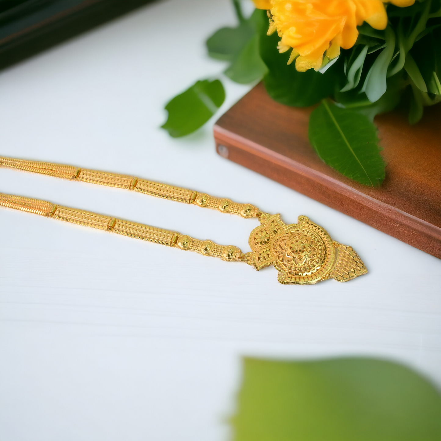 Gold Toned Bridal Designed Necklace Set