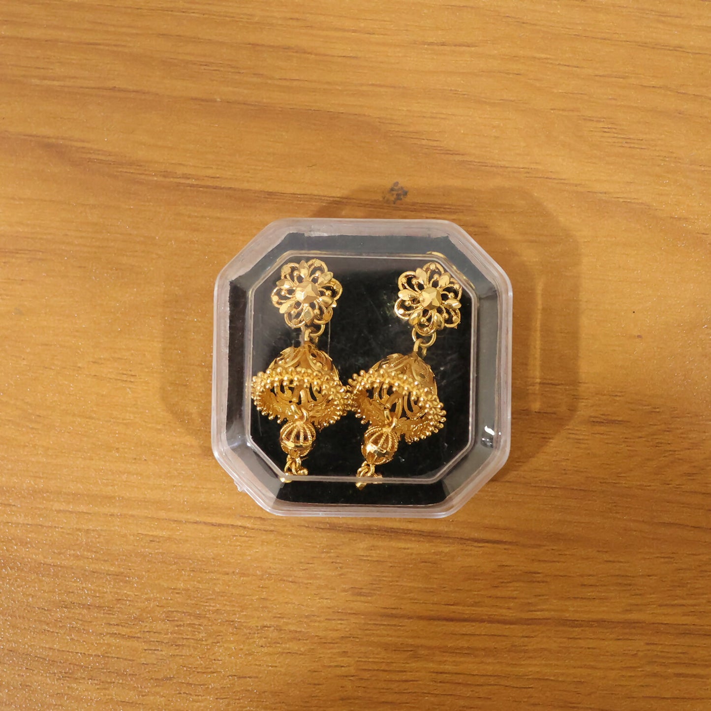 Exquisite Ethnic Gold-Toned Jhumki Earrings for Weddings and Festive Wear