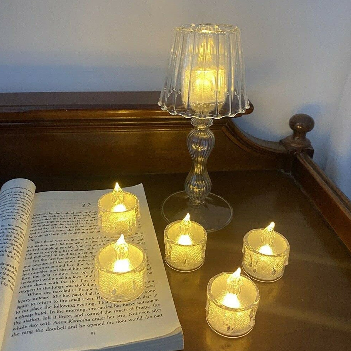 12 पीस लौ रहित और धुआं रहित सजावटी ऐक्रेलिक मोमबत्तियाँ पारदर्शी एलईडी टी लाइट मोमबत्ती उपहार, घर, दिवाली, क्रिसमस, त्यौहार, घटनाओं सजावट मोमबत्तियों के लिए