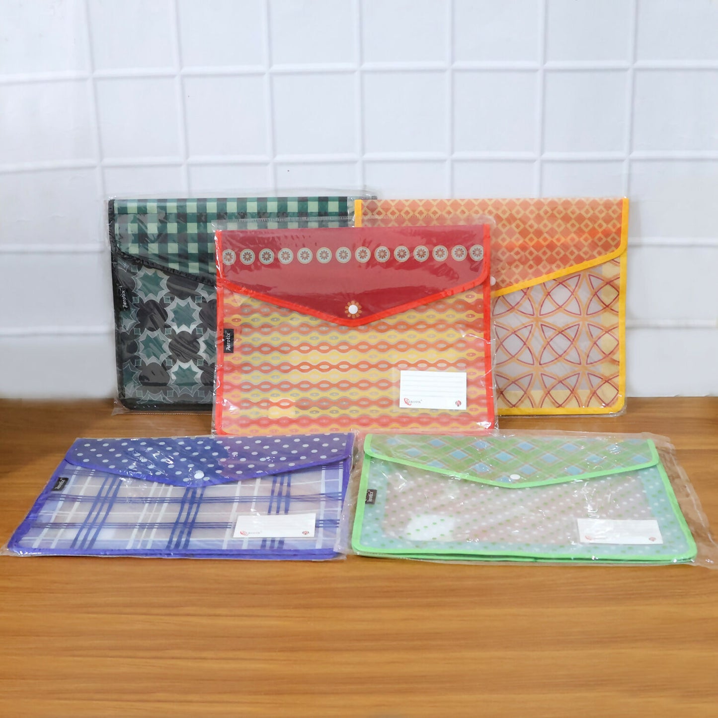 Plastic Button File Folder for Documents, Office & School Use – Multicolour (1 Piece)