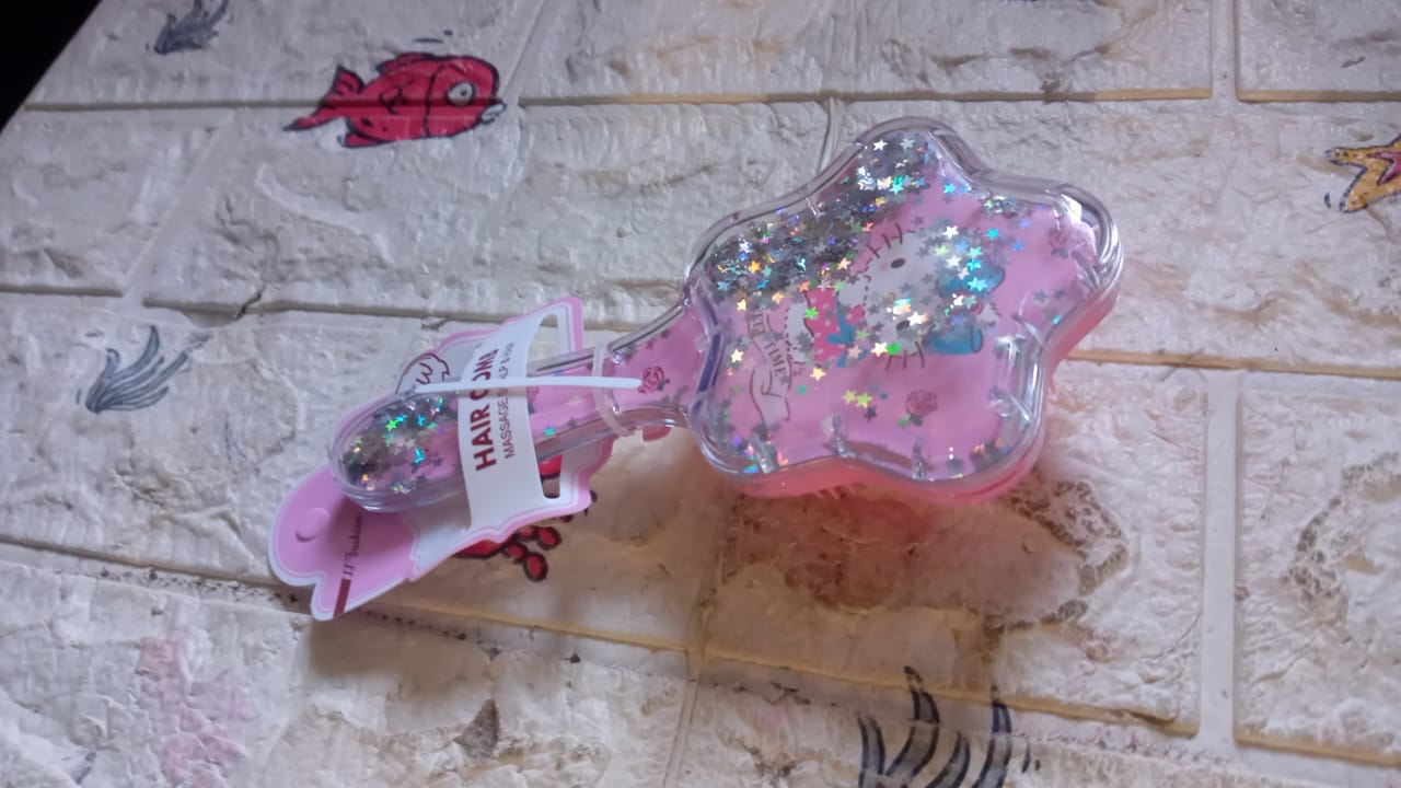 कार्टून हेयर ब्रश मसाज शॉवर कंघी ब्लर वेट सैलून हेयर ब्रश हेयर स्टाइलिंग टूल्स, ग्लिटर कंघी, सॉफ्ट और स्मूथ ब्रश, बच्चों के लिए मरमेड ब्रश बच्चों के लिए रिटर्न गिफ्ट (1 पीस)