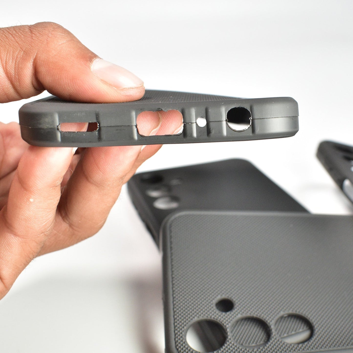 Realme के लिए ब्लैक फ्रॉस्टेड सॉफ्ट केस